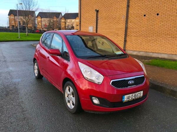 Kia Venga MPV, Diesel, 2014, Red