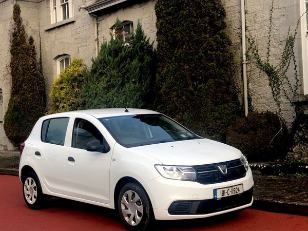 Dacia Sandero Hatchback, Petrol, 2018, White