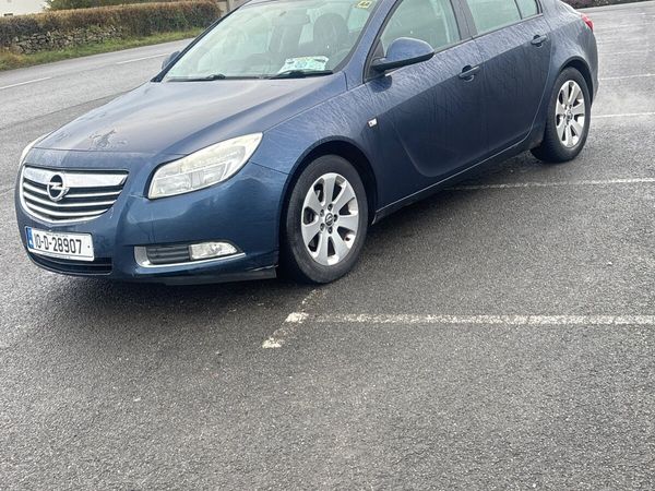 Opel Insignia Hatchback, Diesel, 2010, Blue