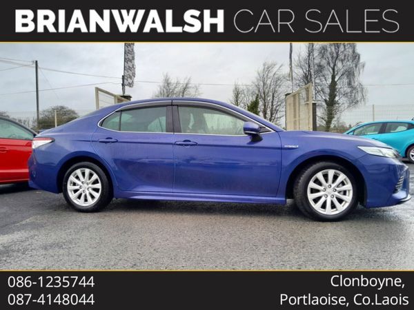 Toyota Camry Saloon, Petrol Hybrid, 2018, Blue