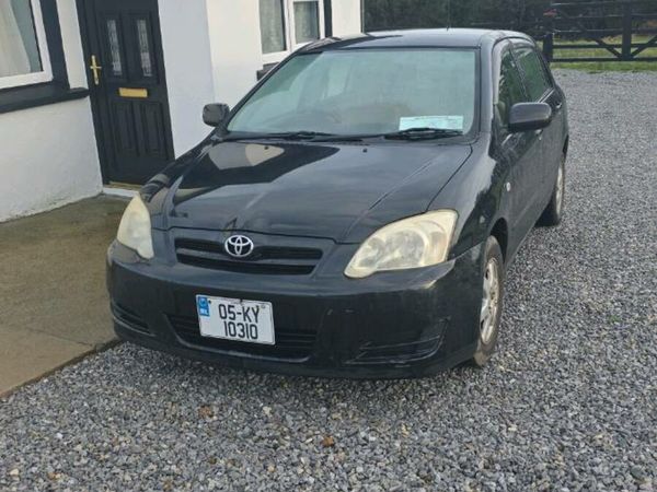 Toyota Corolla Hatchback, Petrol, 2005, Black