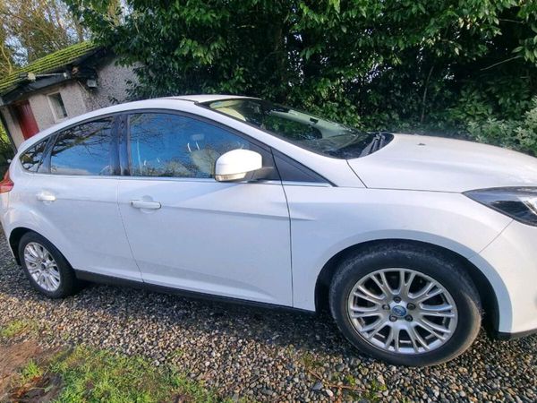Ford Focus Hatchback, Diesel, 2012, White