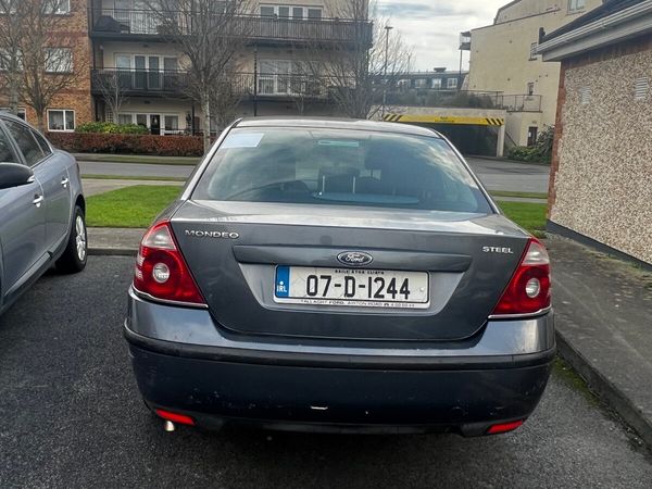 Ford Mondeo Saloon, Petrol, 2007, Grey