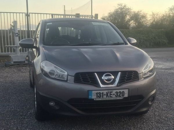 Nissan Qashqai Estate/Jeep, Diesel, 2013, Grey
