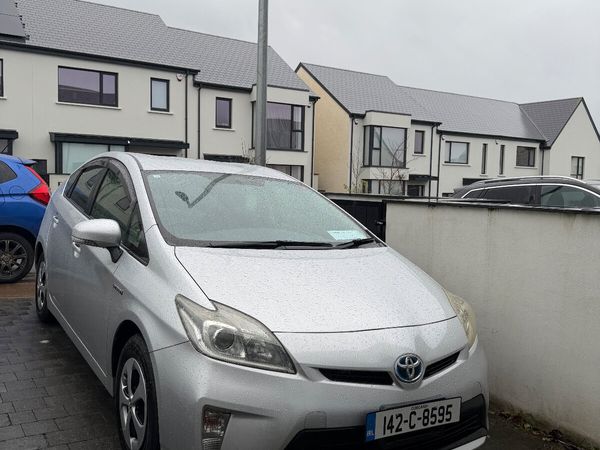 Toyota Prius Hatchback, Petrol Hybrid, 2014, Silver