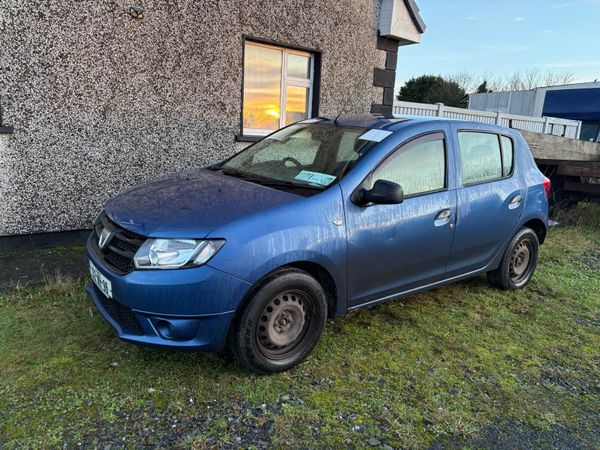 Dacia Sandero Hatchback, Petrol, 2013, Blue