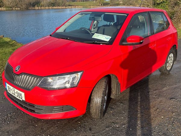 Skoda Fabia Hatchback, Petrol, 2018, Red