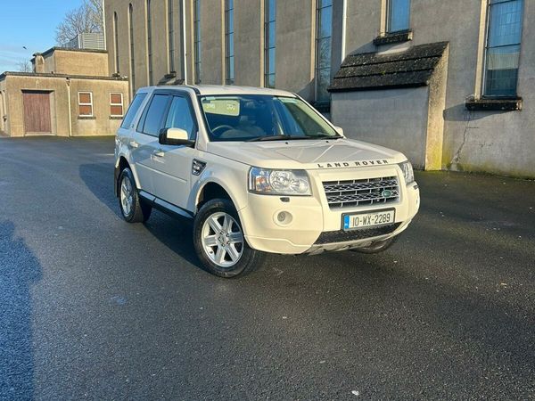 Land Rover Freelander SUV, Diesel, 2010, White