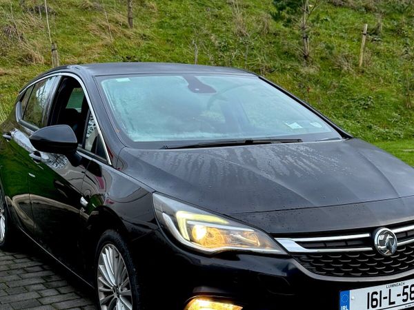 Vauxhall Astra Hatchback, Diesel, 2016, Black