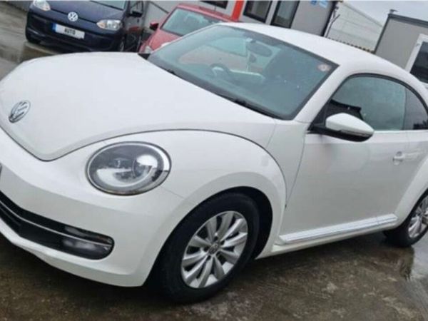 Volkswagen Beetle Hatchback, Petrol, 2013, White