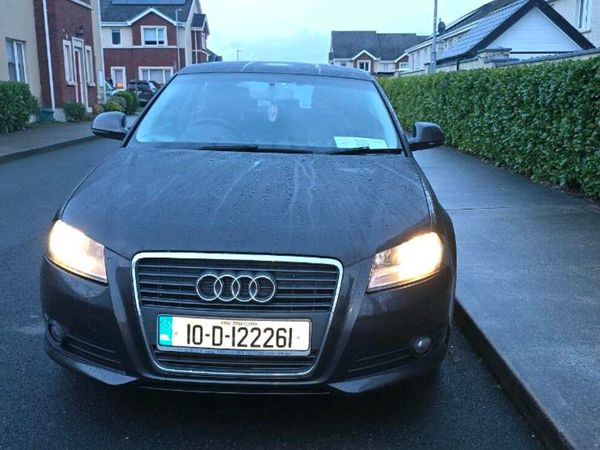 Audi A3 Hatchback, Diesel, 2010, Grey