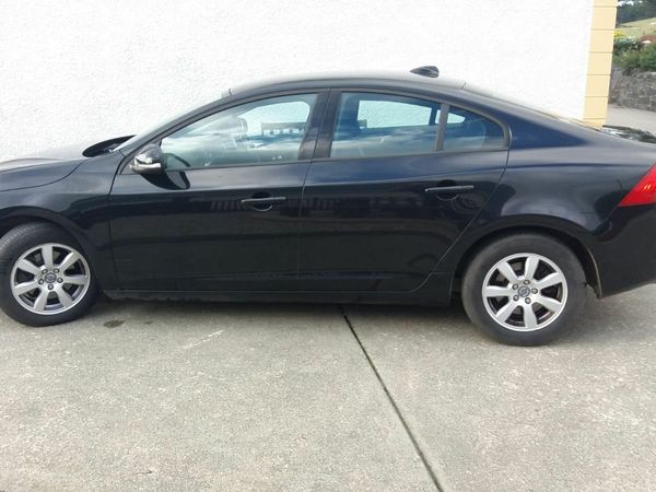 Volvo S60 Saloon, Diesel, 2014, Black