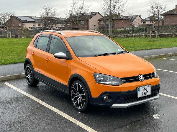 Volkswagen Polo Hatchback, Petrol, 2012, Orange