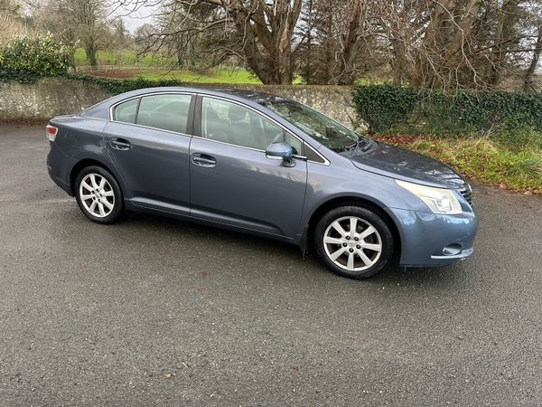 Toyota Avensis Saloon, Diesel, 2011, Blue