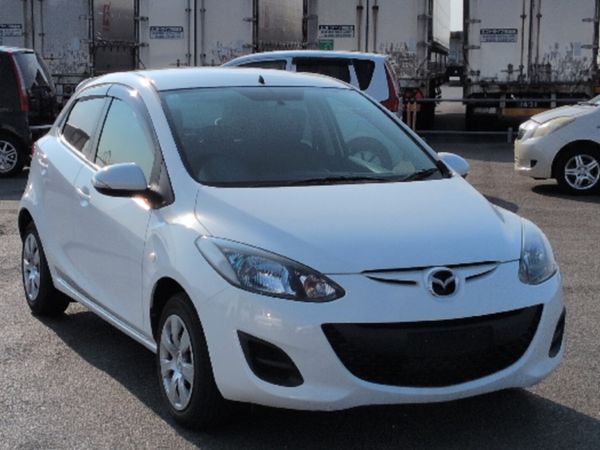Mazda Demio Hatchback, Petrol, 2012, White