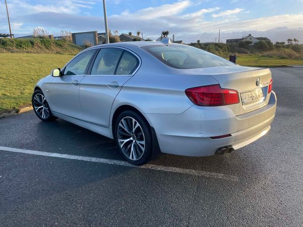 BMW 5-Series Saloon, Diesel, 2011, Silver