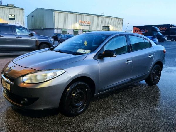Renault Fluence Saloon, Diesel, 2011, Grey