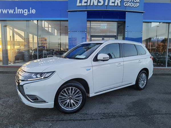 Mitsubishi Outlander SUV, Petrol Plug-in Hybrid, 2020, White