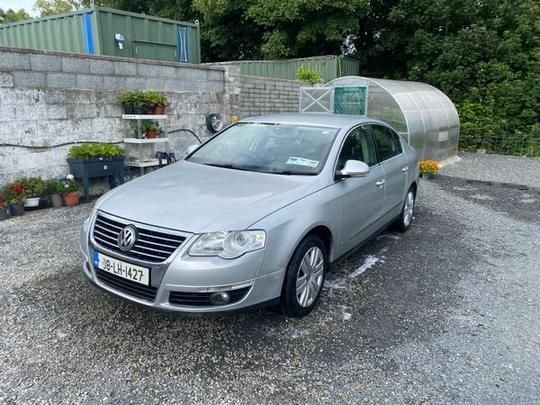 Volkswagen Passat Saloon, Diesel, 2008, Silver