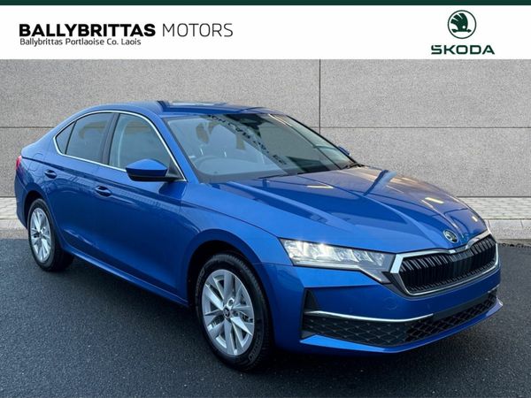 Skoda Octavia Saloon, Petrol, 2026, Blue