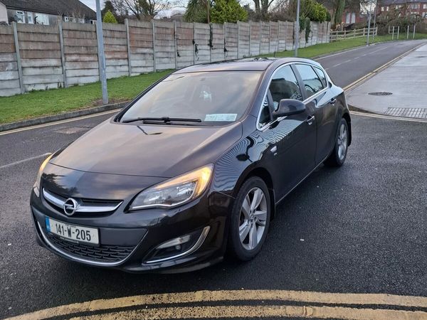 Opel Astra MPV, Diesel, 2014, Black