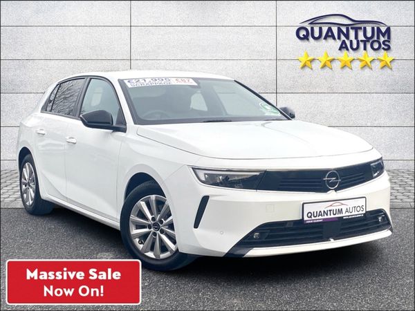 Opel Astra Hatchback, Petrol, 2022, White