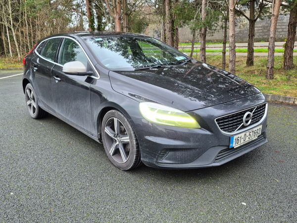 Volvo V40 Hatchback, Diesel, 2016, Black