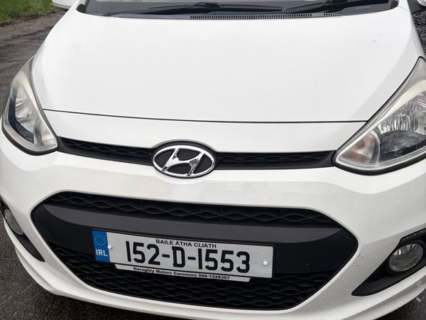 Hyundai i10 Hatchback, Petrol, 2015, White