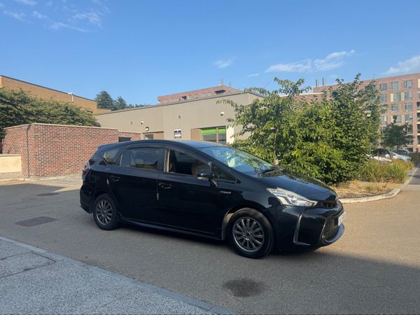 Toyota Prius MPV, Petrol Hybrid, 2018, Black