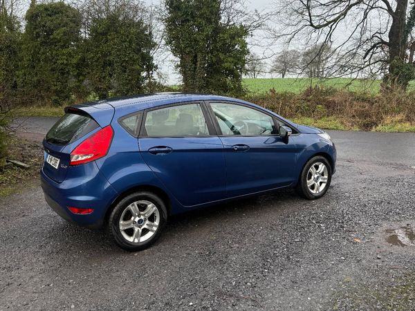 Ford Fiesta Hatchback, Diesel, 2010, Blue