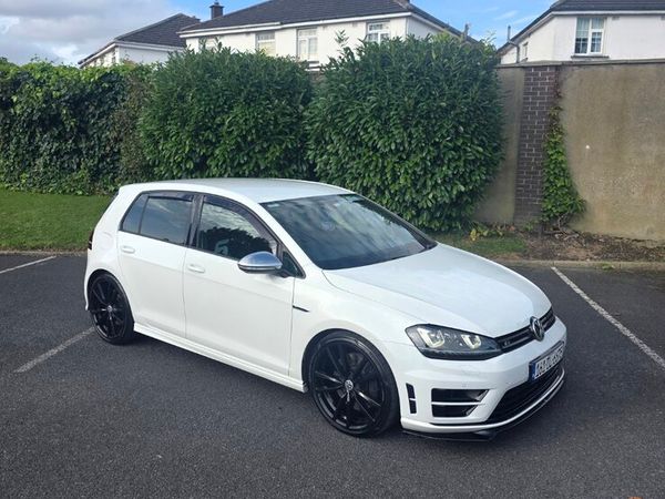 Volkswagen Golf Hatchback, Petrol, 2016, White
