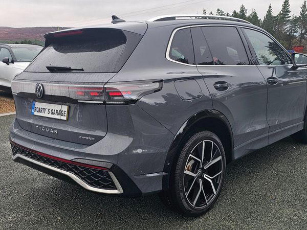 Volkswagen Tiguan SUV, Petrol Hybrid, 2025, Grey