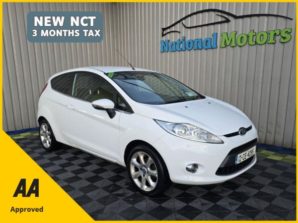 Ford Fiesta Hatchback, Petrol, 2012, White