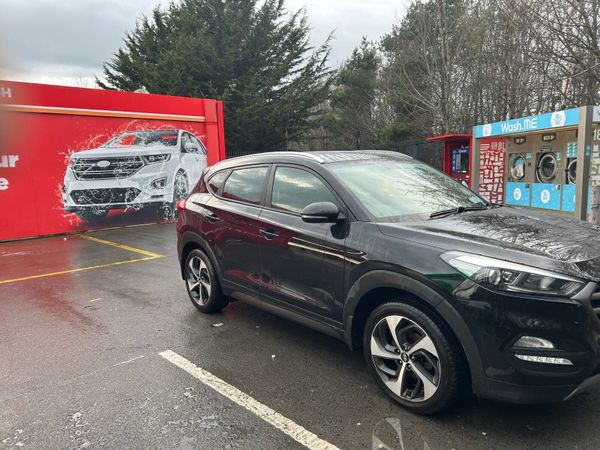 Hyundai Tucson SUV, Diesel, 2016, Black
