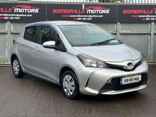 Toyota Vitz Hatchback, Petrol, 2014, Silver