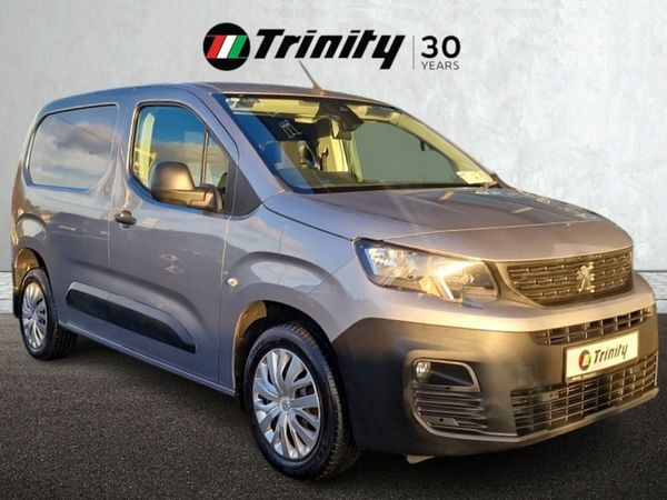 Peugeot Partner MPV, Diesel, 2020, Grey