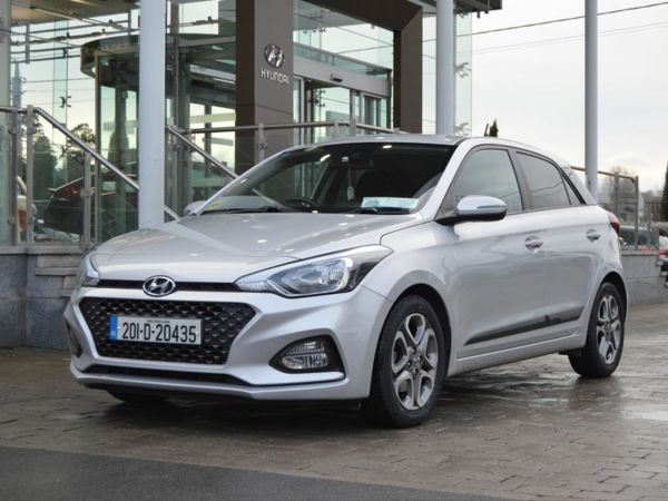 Hyundai i20 Hatchback, Petrol, 2020, Grey