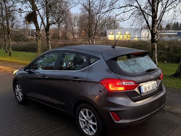 Ford Fiesta Hatchback, Petrol, 2018, Grey