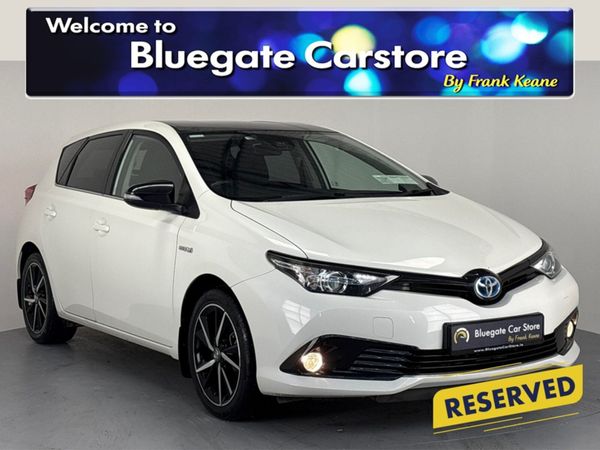 Toyota Auris Estate, Petrol Hybrid, 2018, White