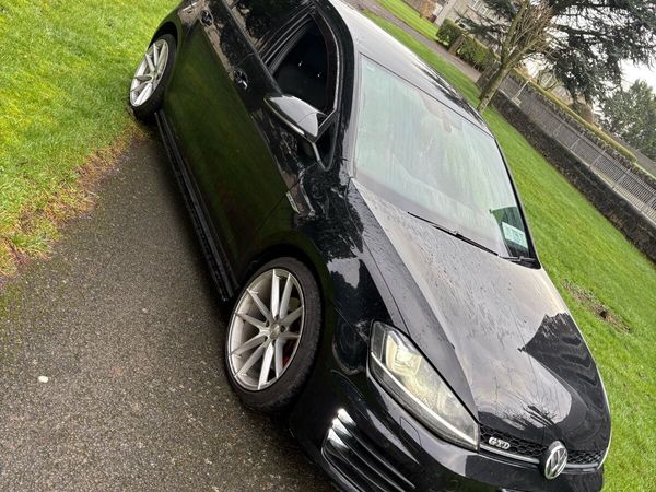 Volkswagen Golf Hatchback, Diesel, 2016, Black