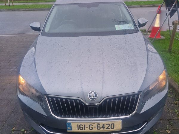 Skoda Superb Hatchback, Diesel, 2016, Grey
