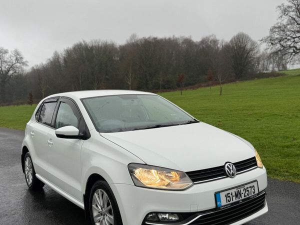 Volkswagen Polo Hatchback, Petrol, 2015, White