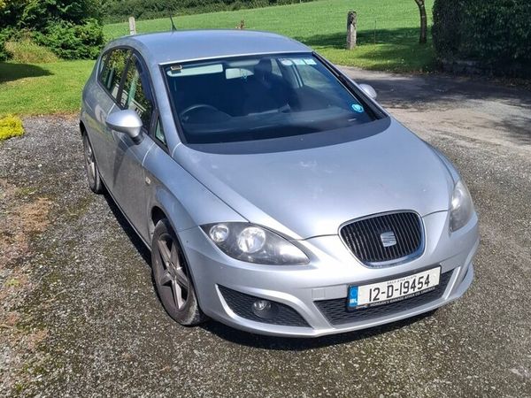 SEAT Leon Hatchback, Diesel, 2012, Silver