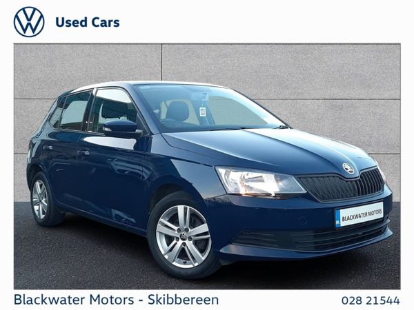 Skoda Fabia Hatchback, Petrol, 2017, Blue