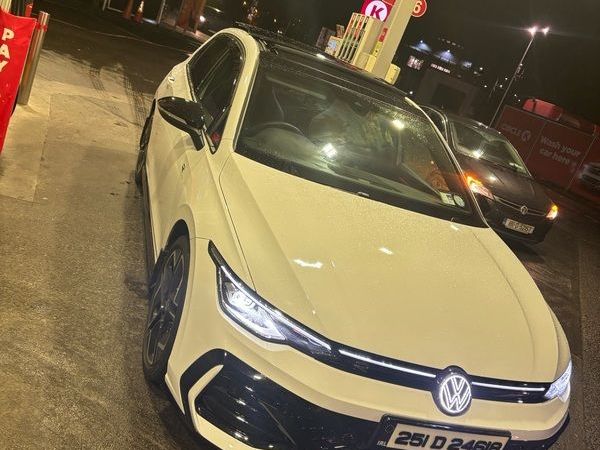 Volkswagen Golf Estate, Diesel, 2025, White