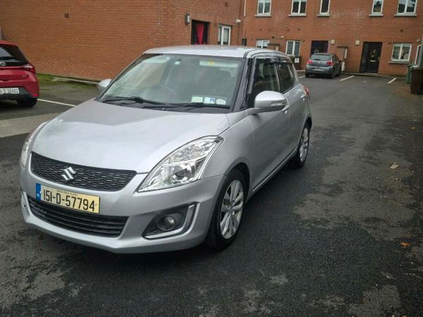 Suzuki Swift Hatchback, Petrol, 2015, Silver