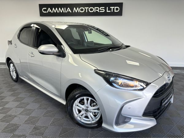 Toyota Yaris Hatchback, Petrol, 2020, Silver