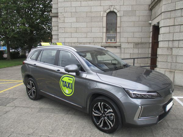 Skywell BE11 MPV, Electric, 2026, Grey