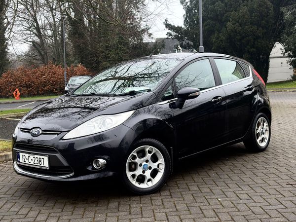 Ford Fiesta Hatchback, Diesel, 2012, Black