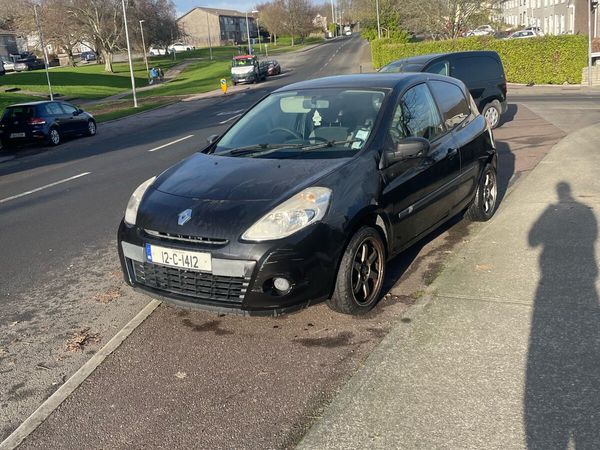 Renault Clio Hatchback, Ethanol Petrol, 2012, Black